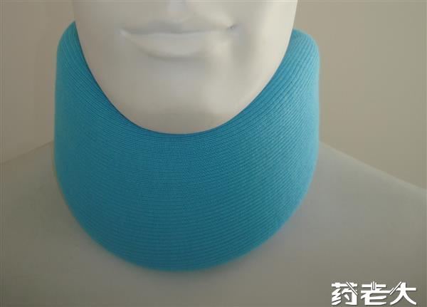 泡沫围领